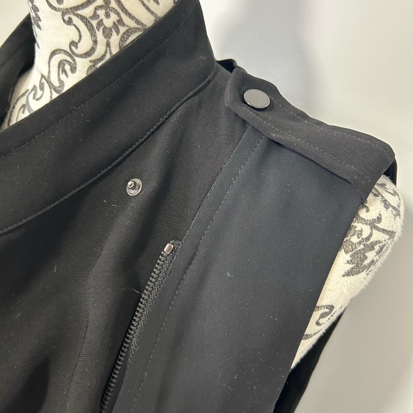 Kenneth Cole Vest - Picture 4 of 5